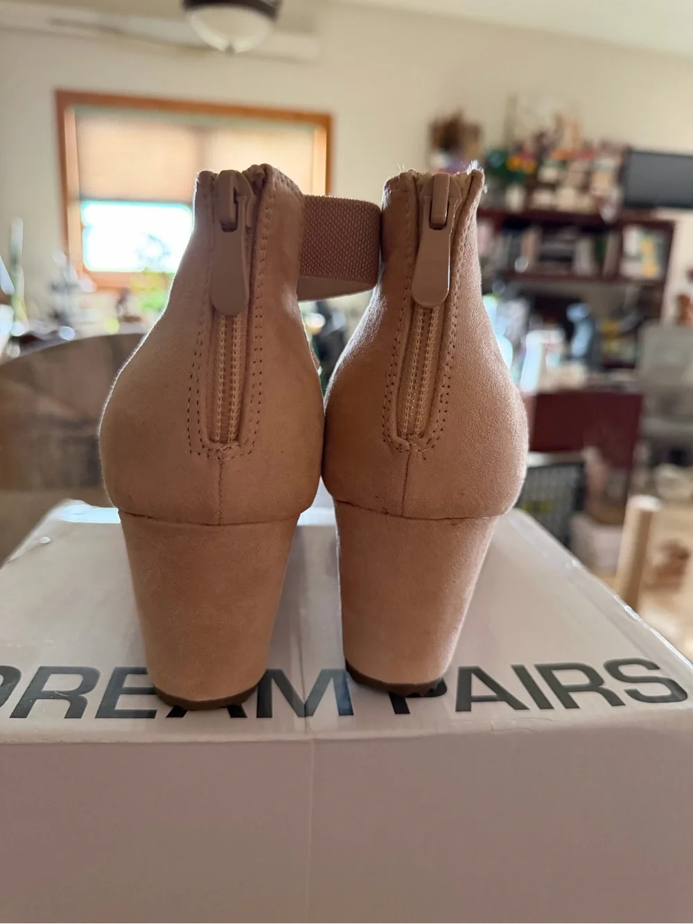 Dream Pairs comfortable wedge